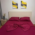 Global Guest Center Guest house *
